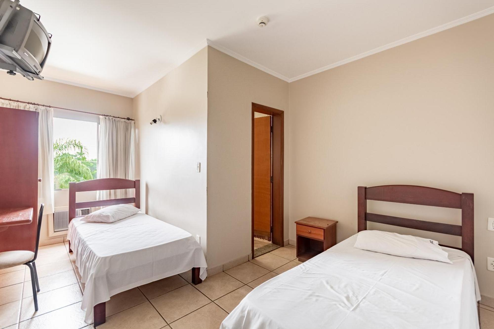Oyo Hotel Vila Rica, Ribeirão Preto Eksteriør bilde